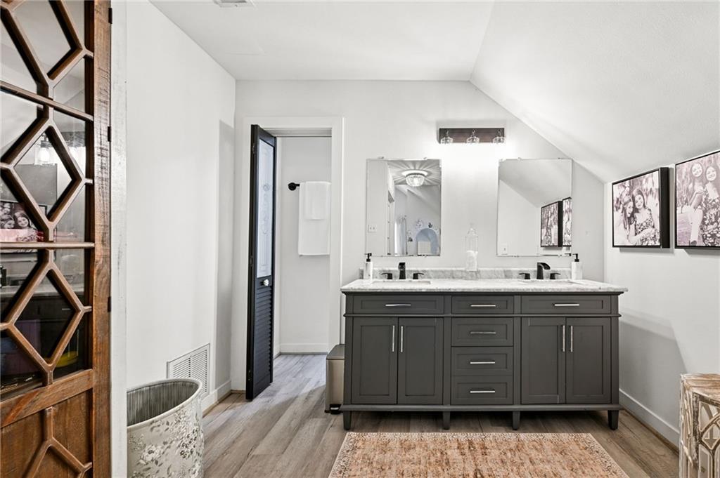 22228 RUE COQUILLE None