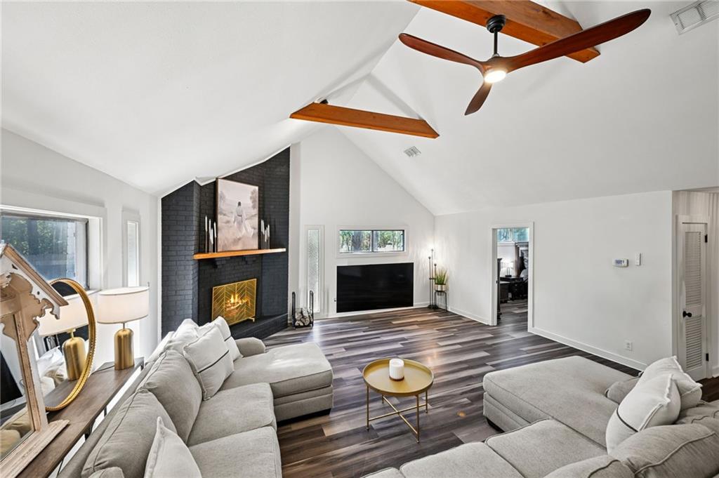 22228 RUE COQUILLE None