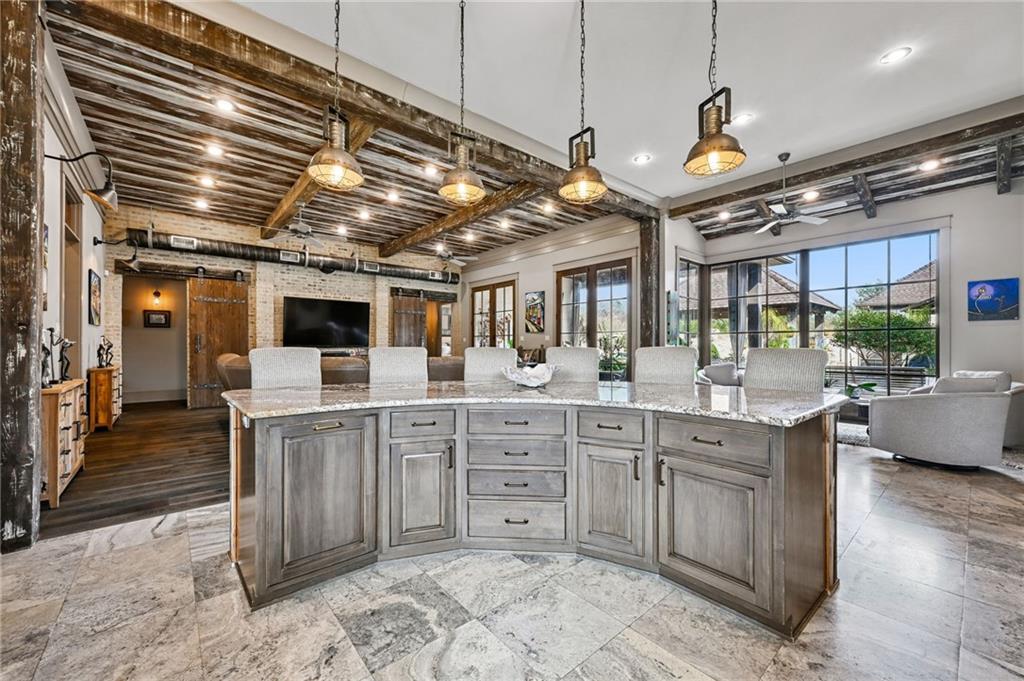 500 TALLOW TREE Drive