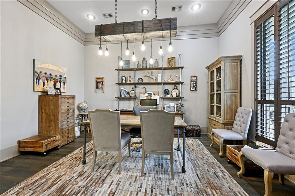 500 TALLOW TREE Drive