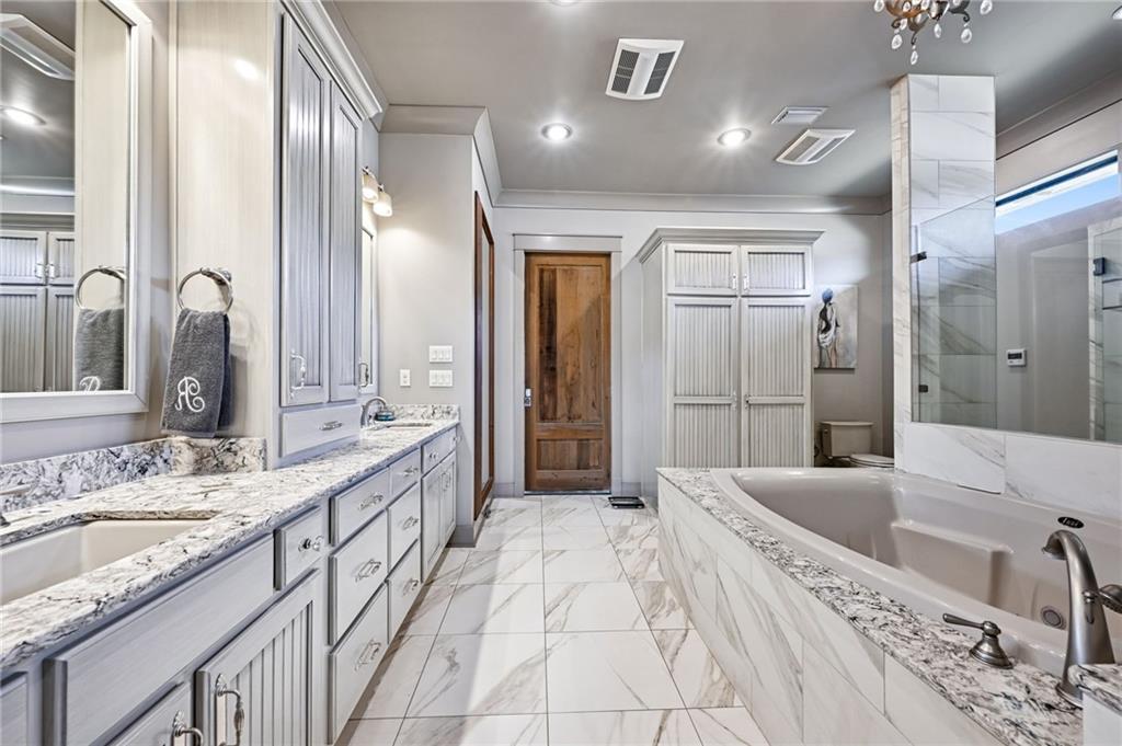 500 TALLOW TREE Drive