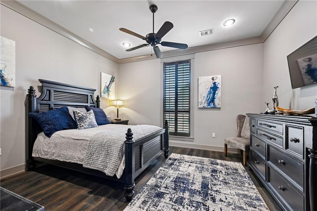 500 TALLOW TREE Drive