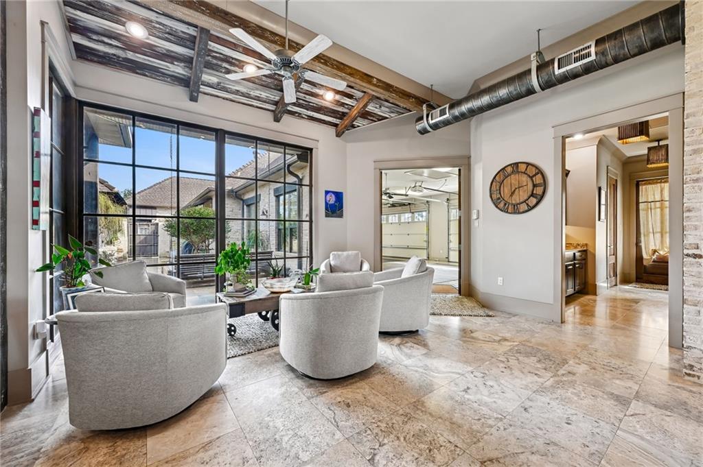 500 TALLOW TREE Drive