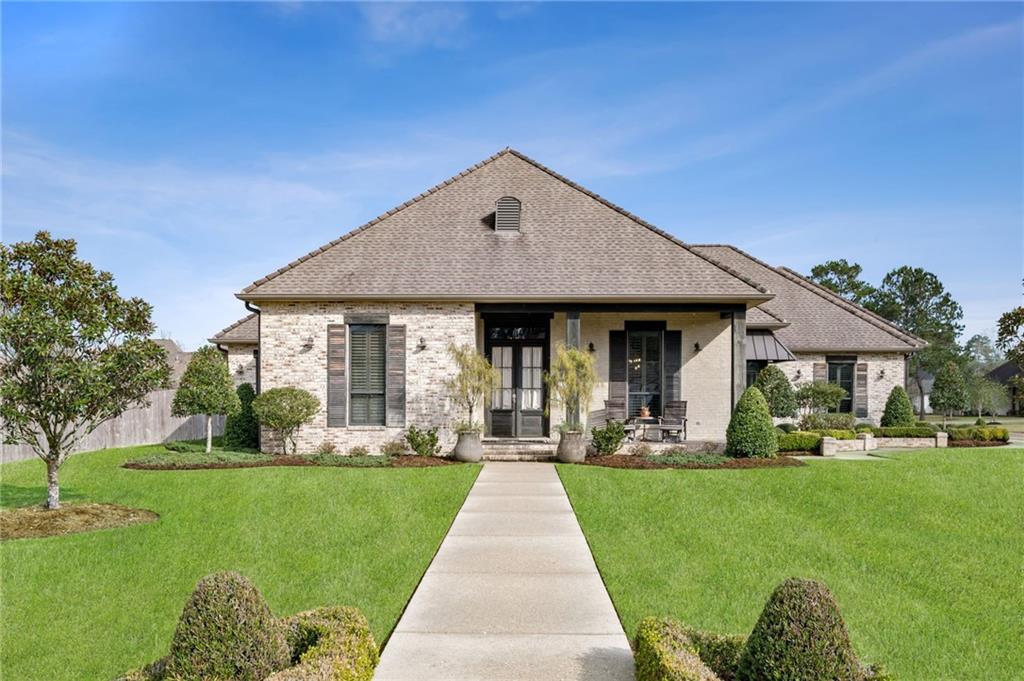 500 TALLOW TREE Drive