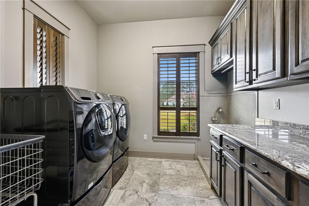 500 TALLOW TREE Drive