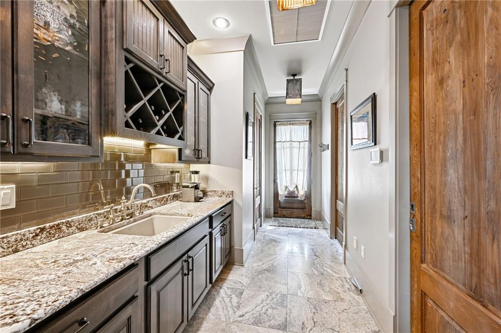 500 TALLOW TREE Drive