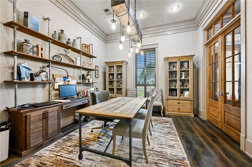 500 TALLOW TREE Drive