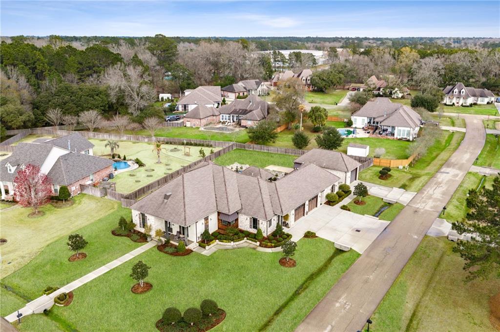 500 TALLOW TREE Drive