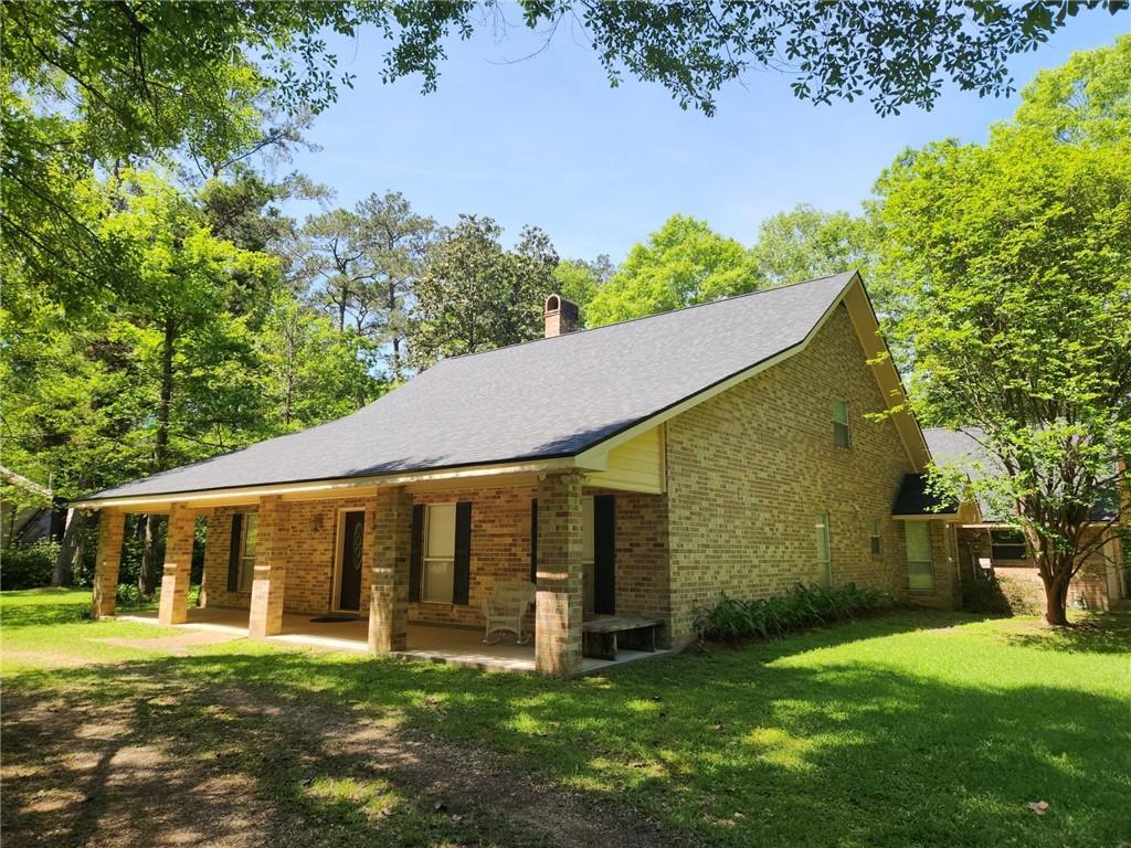 33 ELIZABETH Drive