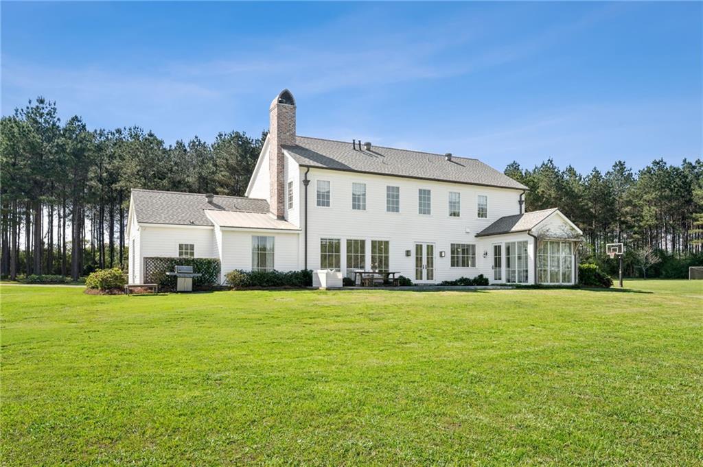 281 SHENANDOAH Lane