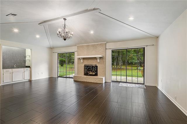 88 N DOGWOOD Drive