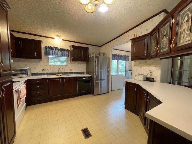 475 DEERFIELD Road