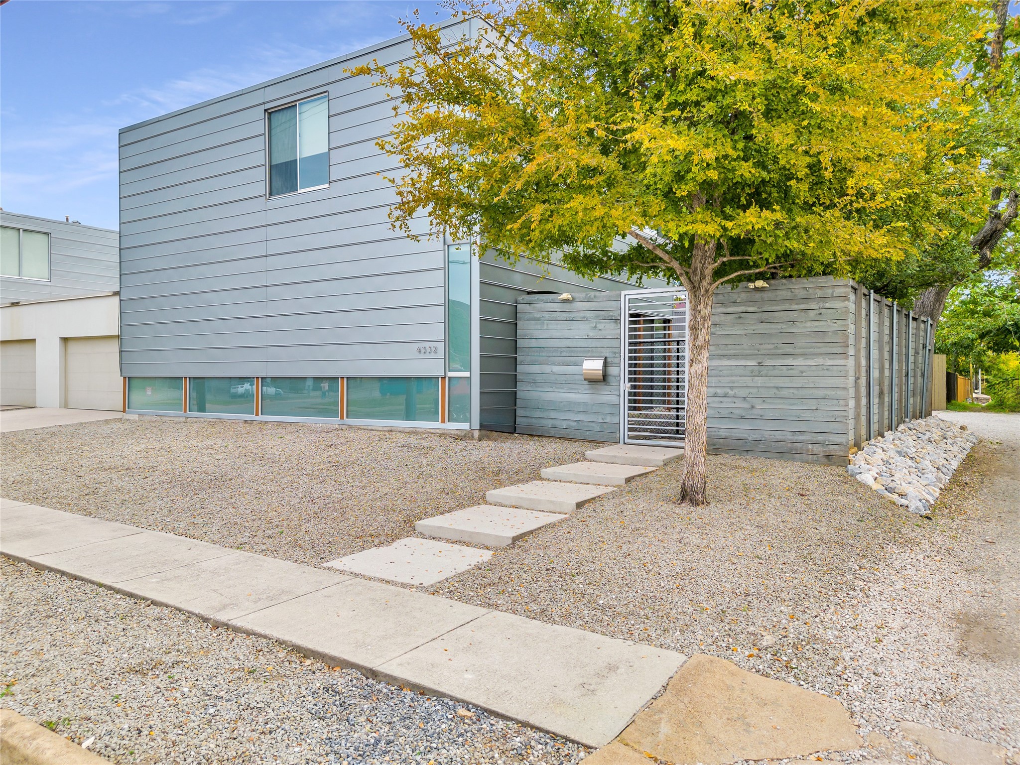 4532 Deere Street