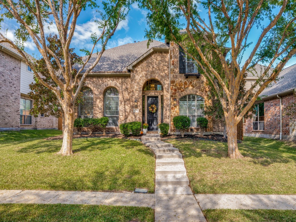 2782 Breezy Point Lane