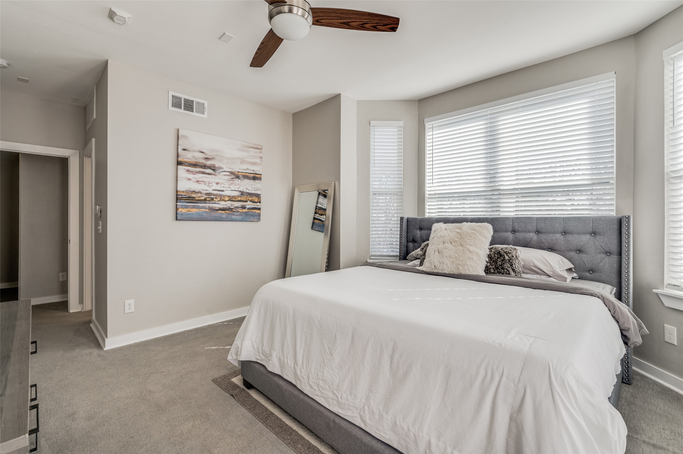 1211 Beaconsfield Lane 601