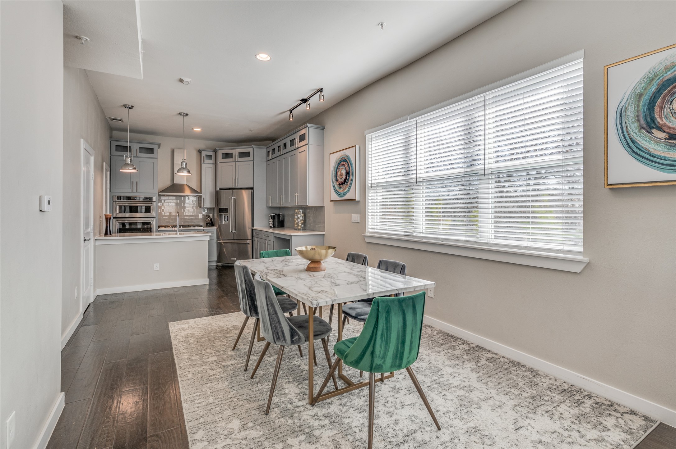 1211 Beaconsfield Lane 601