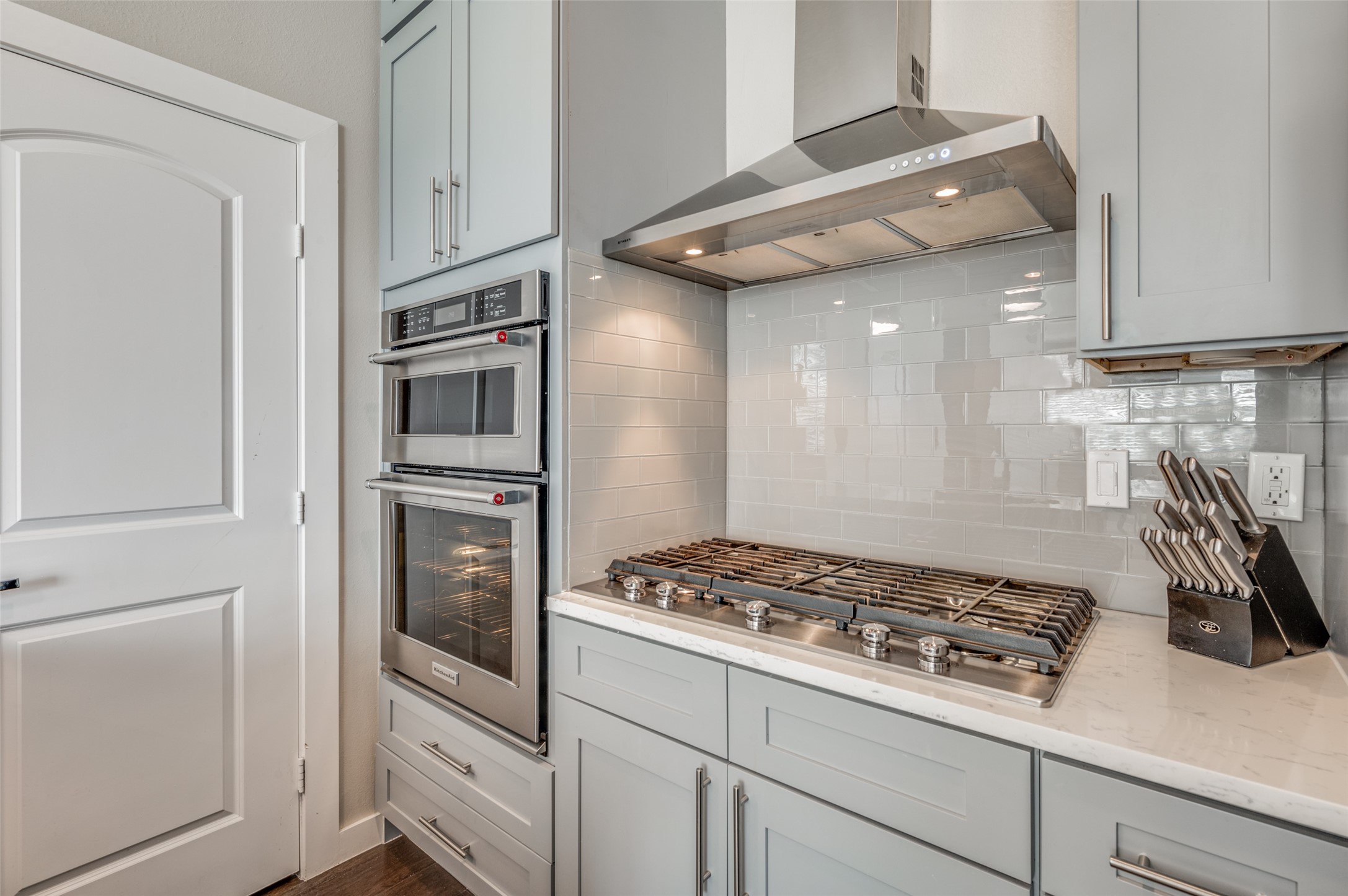 1211 Beaconsfield Lane 601