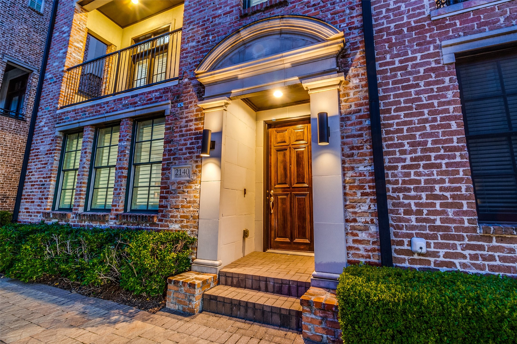 2140 Helsminster Drive