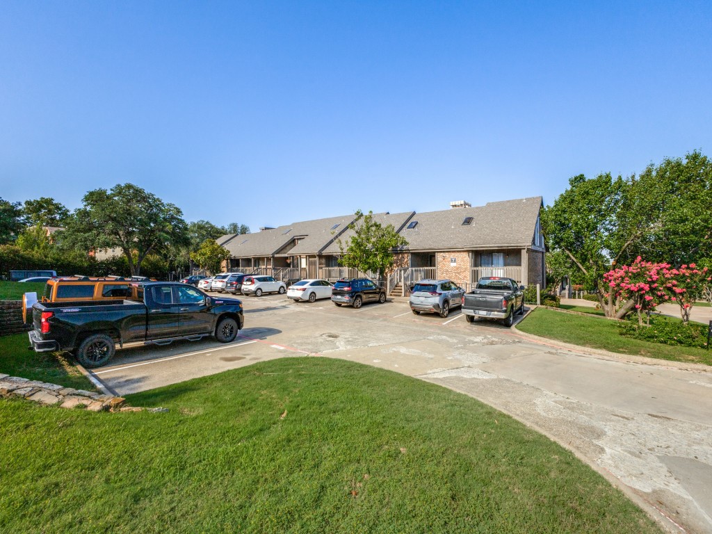 1010 Signal Ridge Place