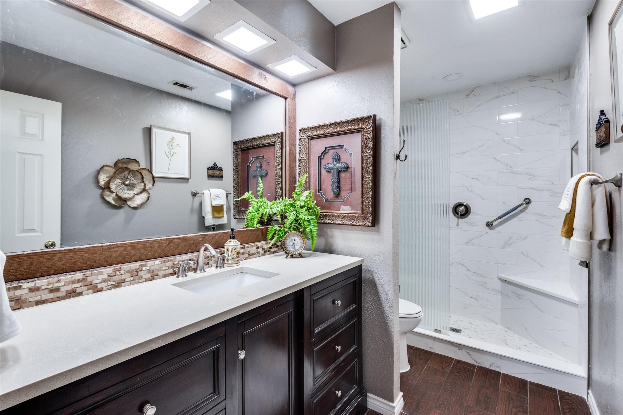 1352 Meriweather Place
