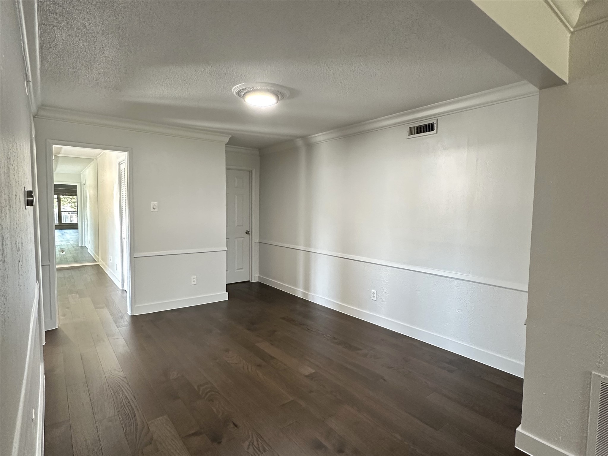 4811 Skillman Street 111