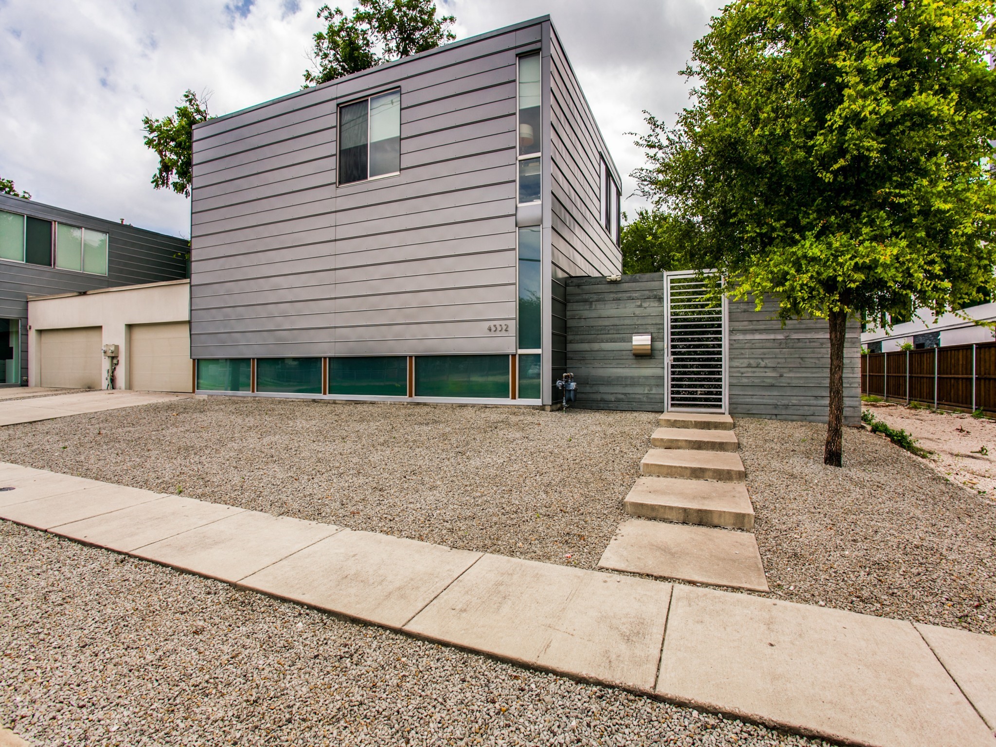 4532 Deere Street