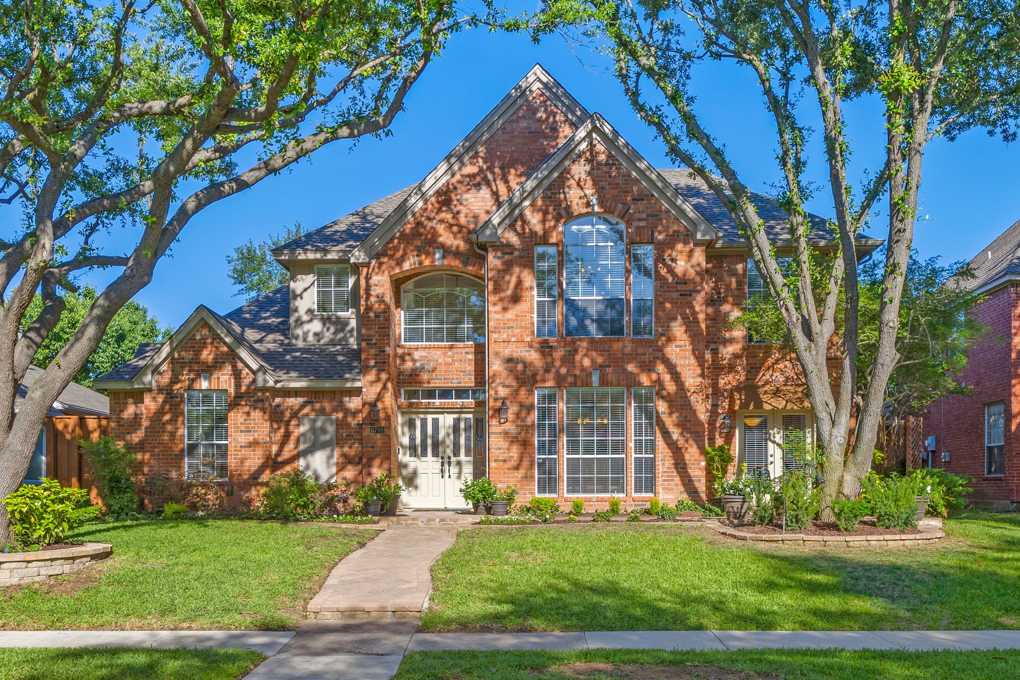 6740 Patrick Lane