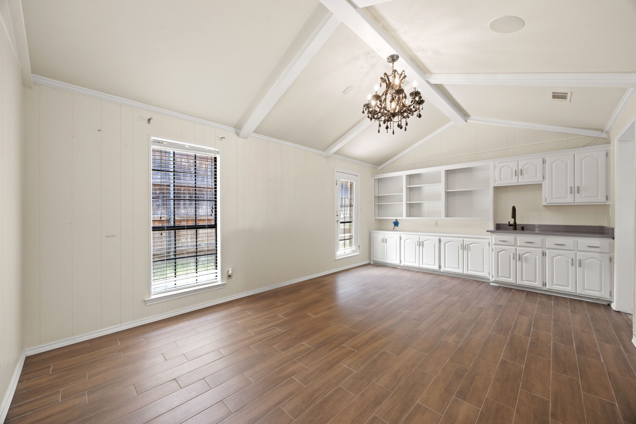 2307 Honeysuckle Drive