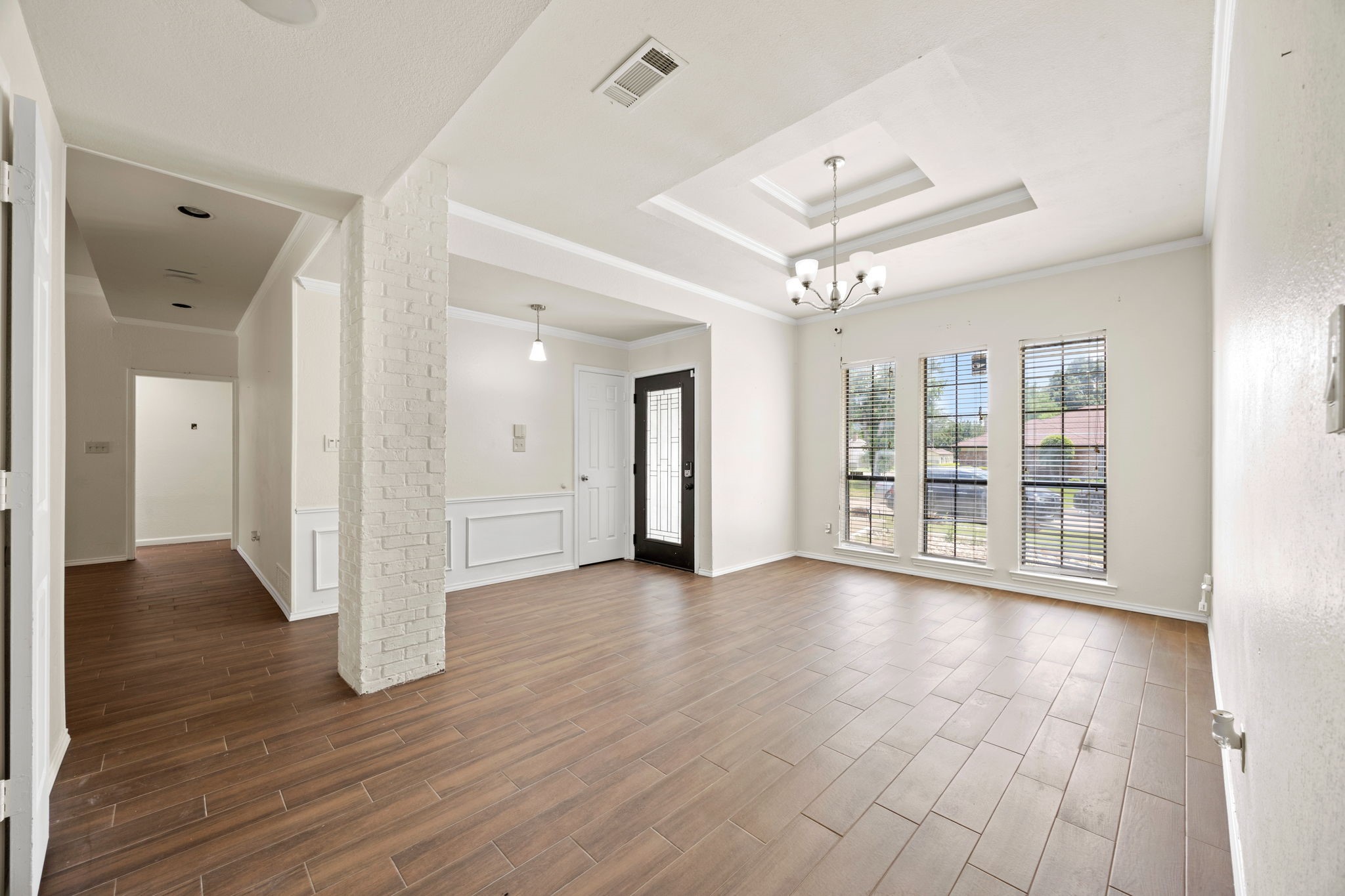 2307 Honeysuckle Drive