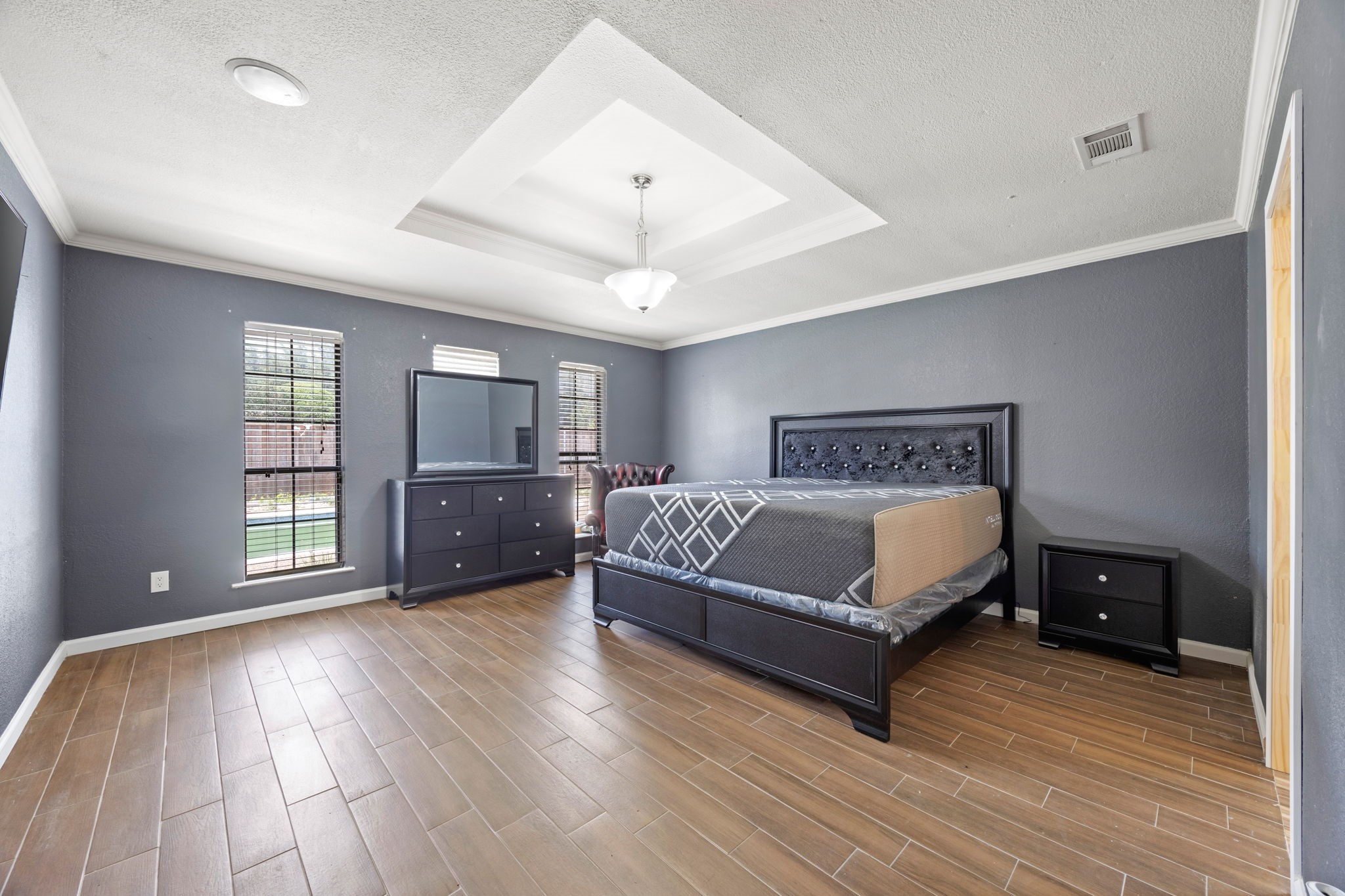 2307 Honeysuckle Drive