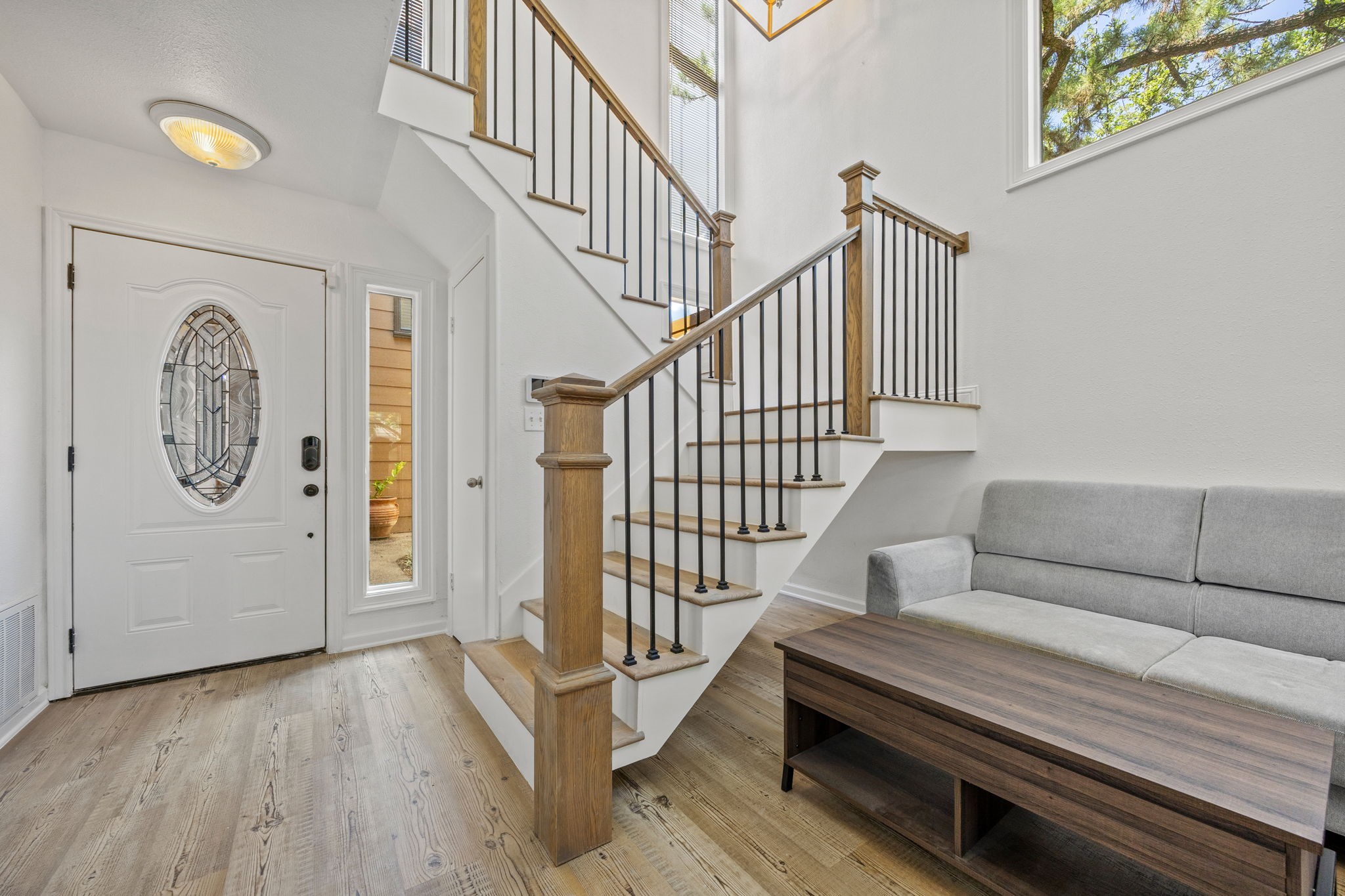 3101 Golden Oak
