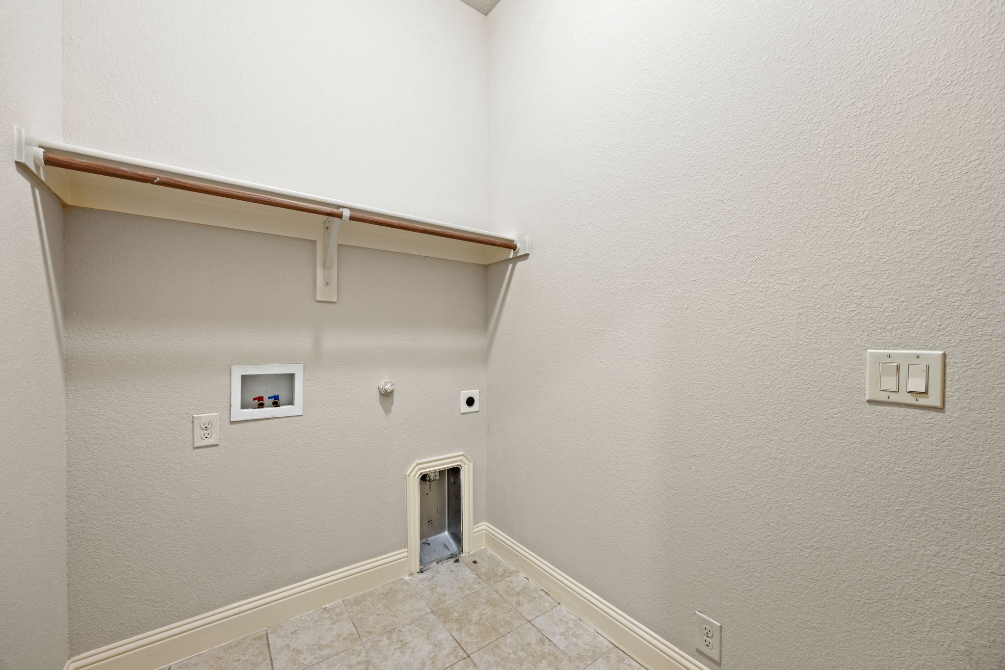 1020 Broken Wheel Trail