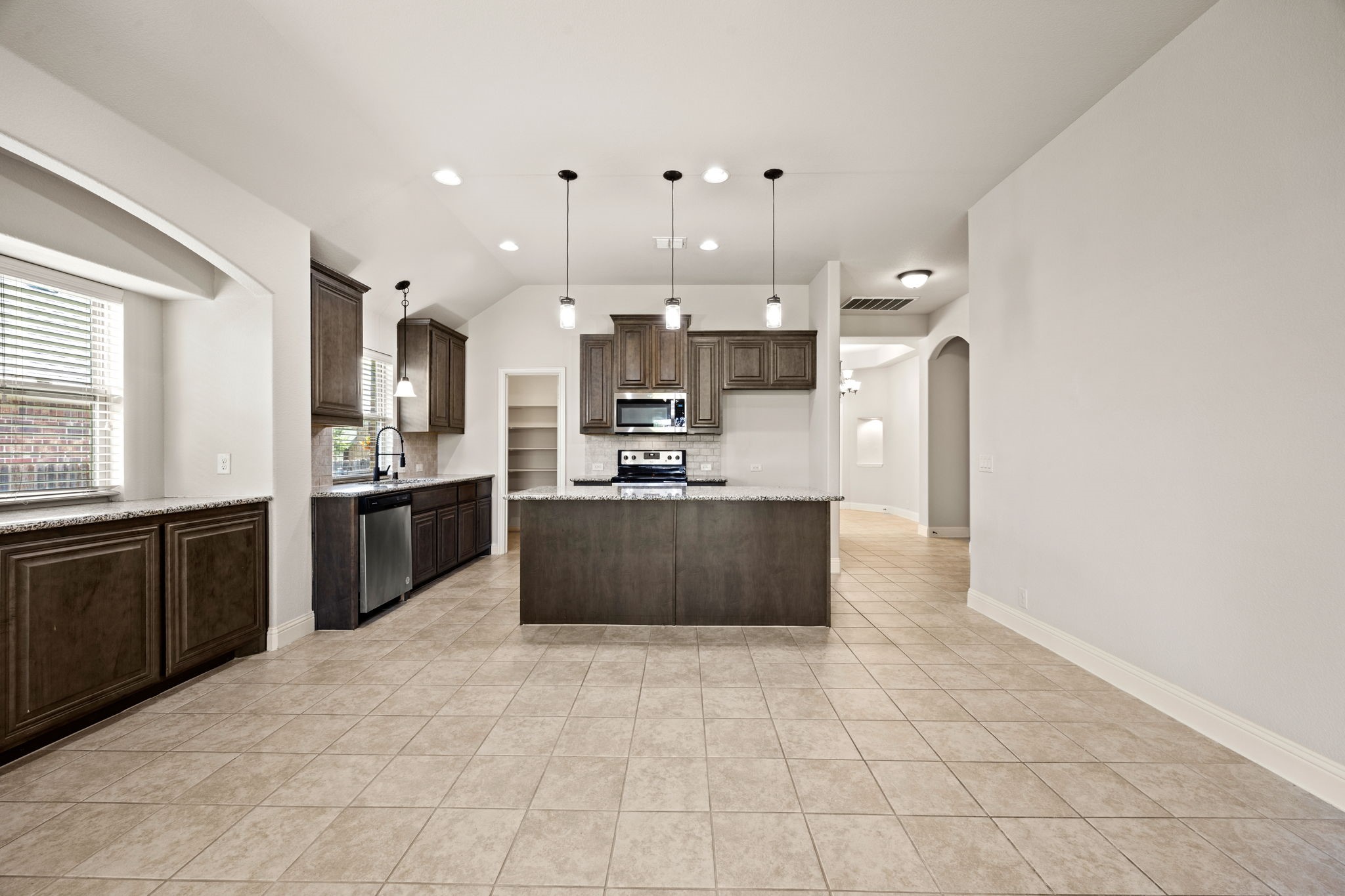 1020 Broken Wheel Trail