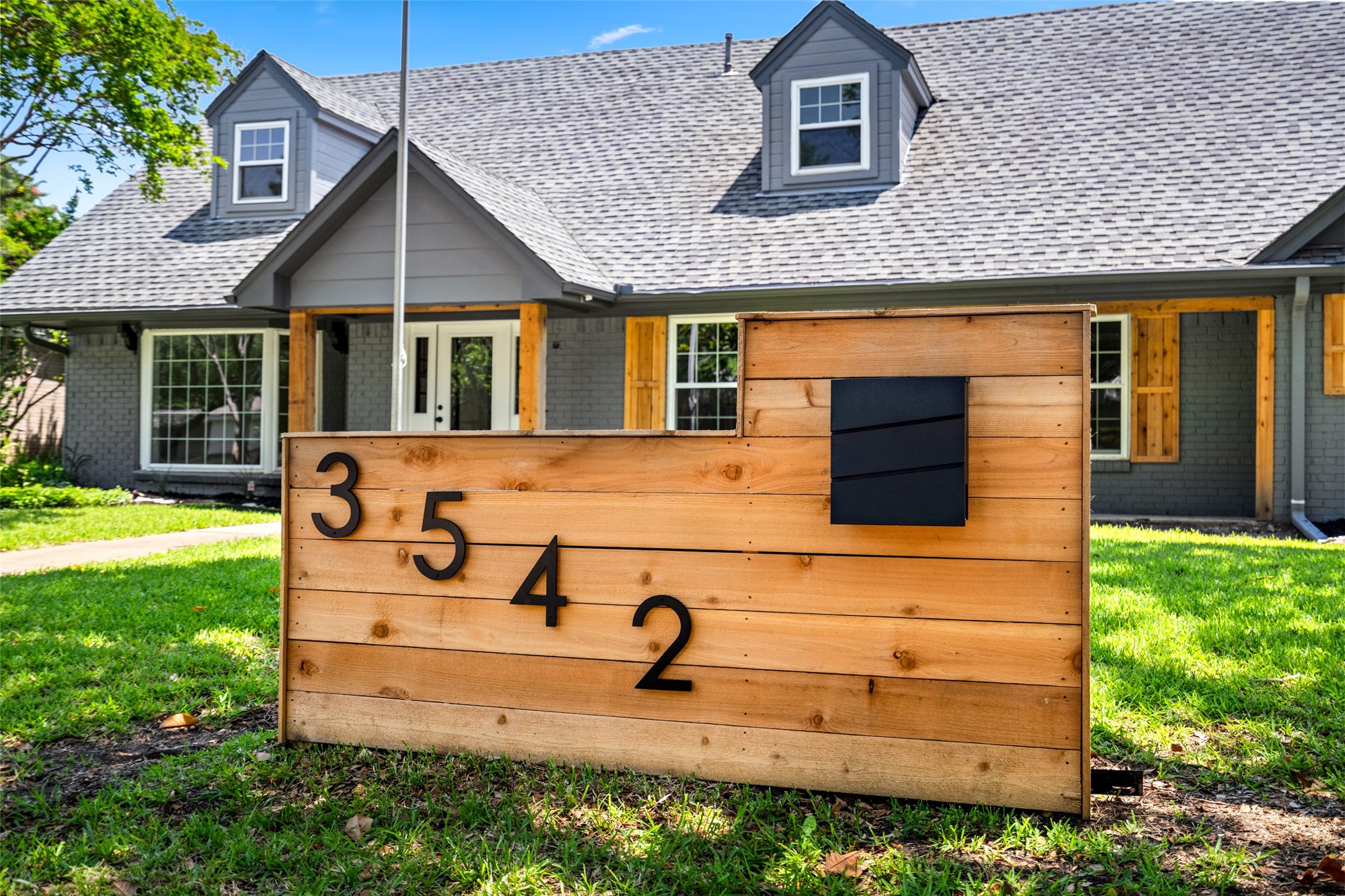 3542 Chellen Drive