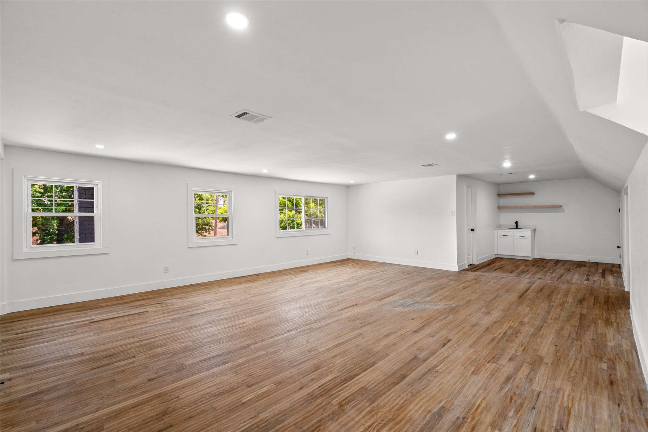 3542 Chellen Drive