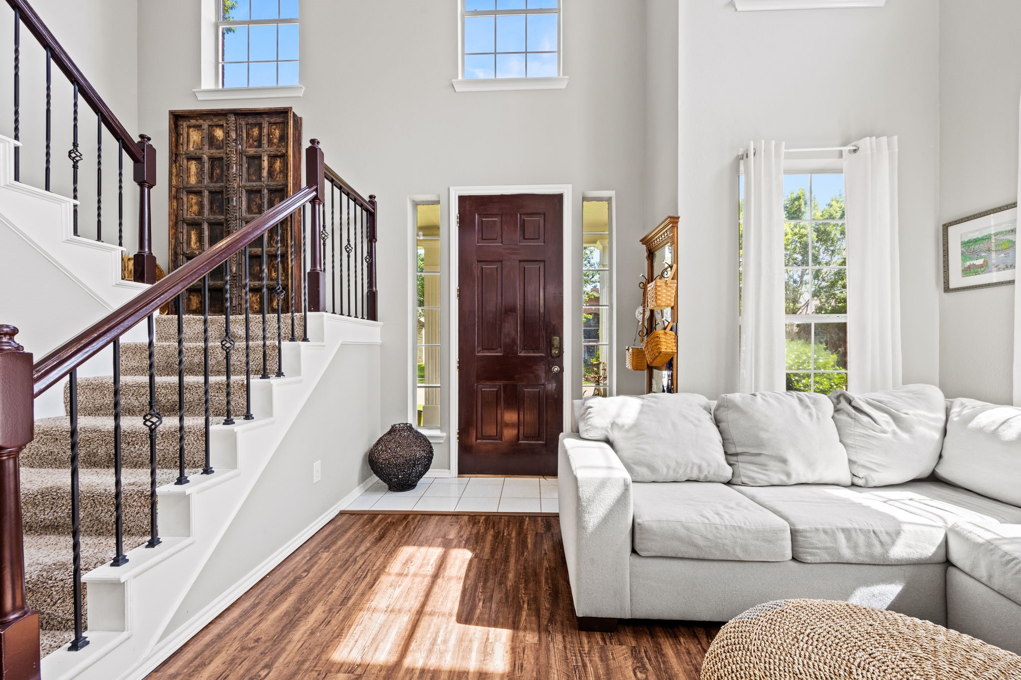 8722 Bayshore Lane