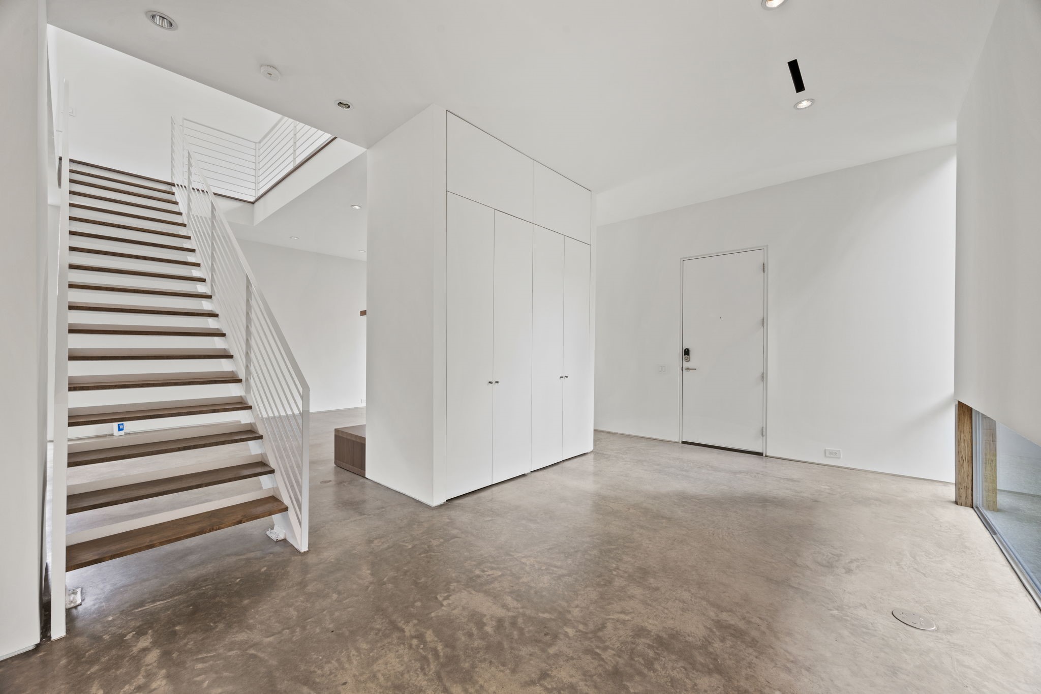 2223 Annex Avenue
