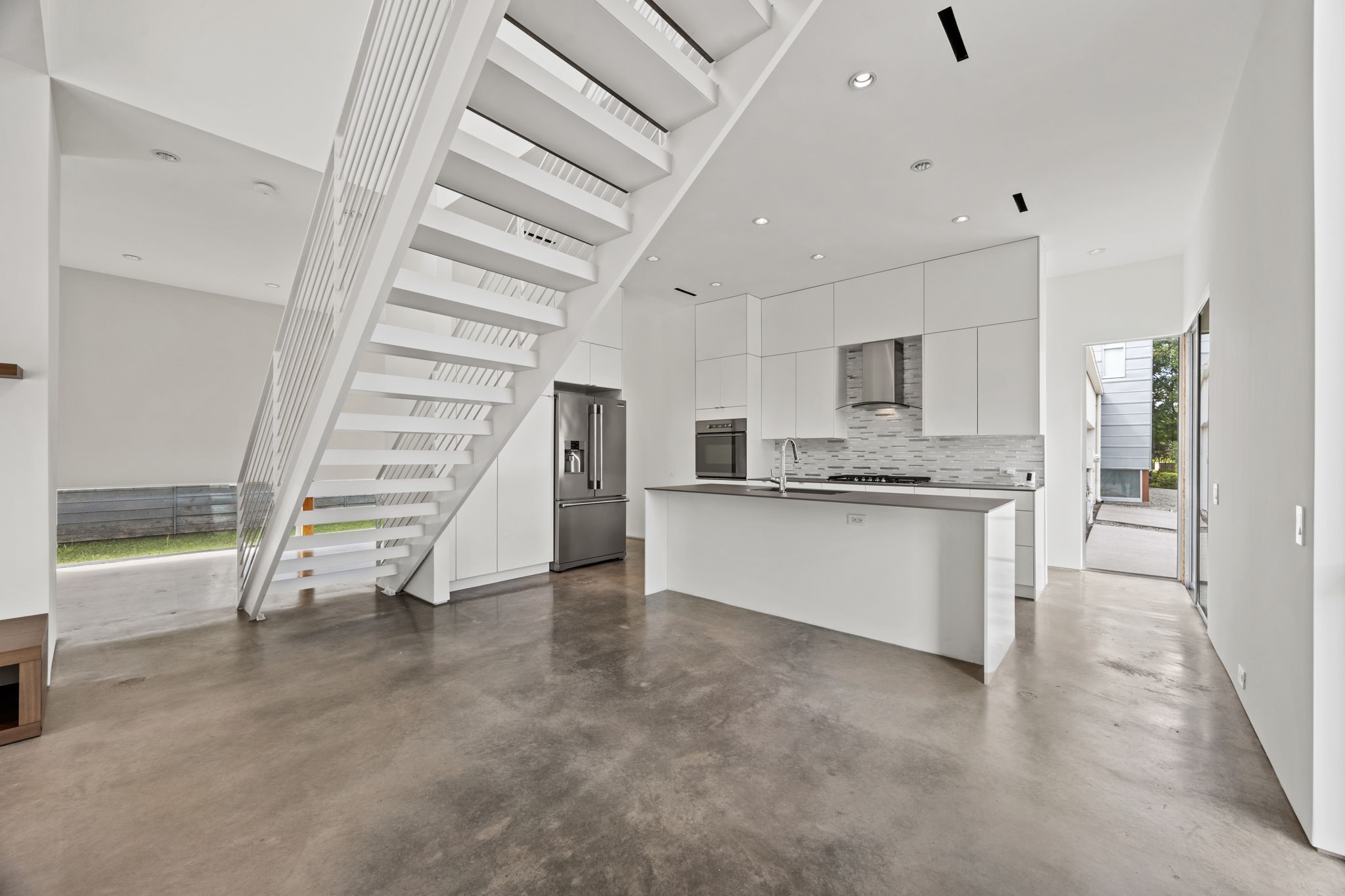 2223 Annex Avenue
