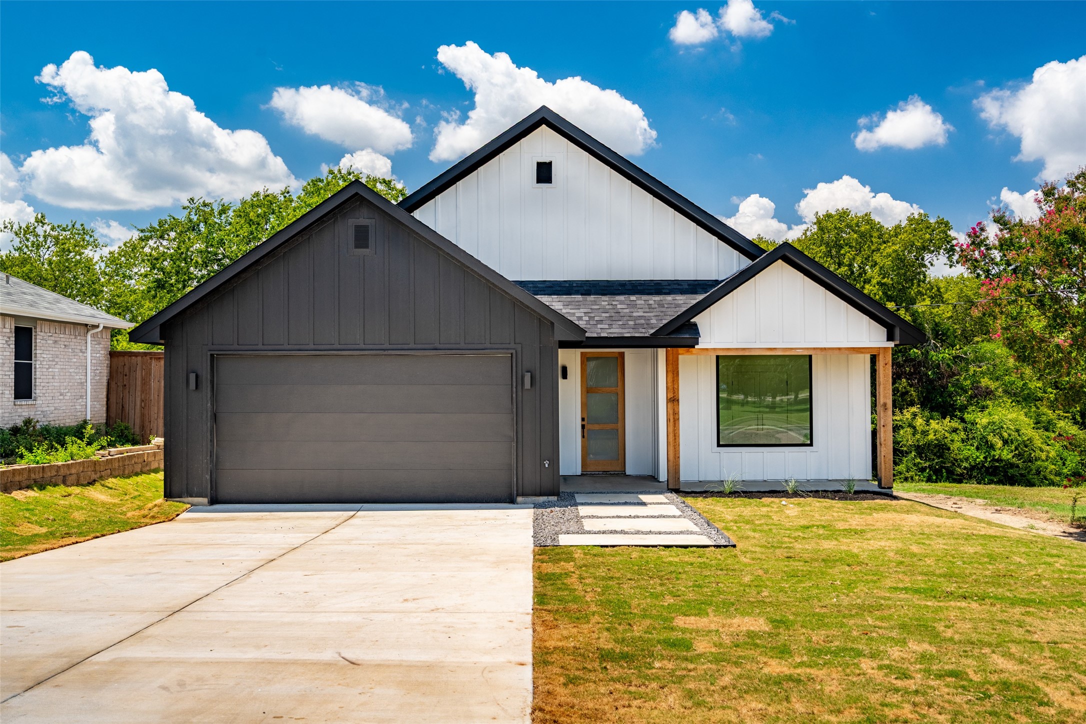 1017 Cedarcrest Drive