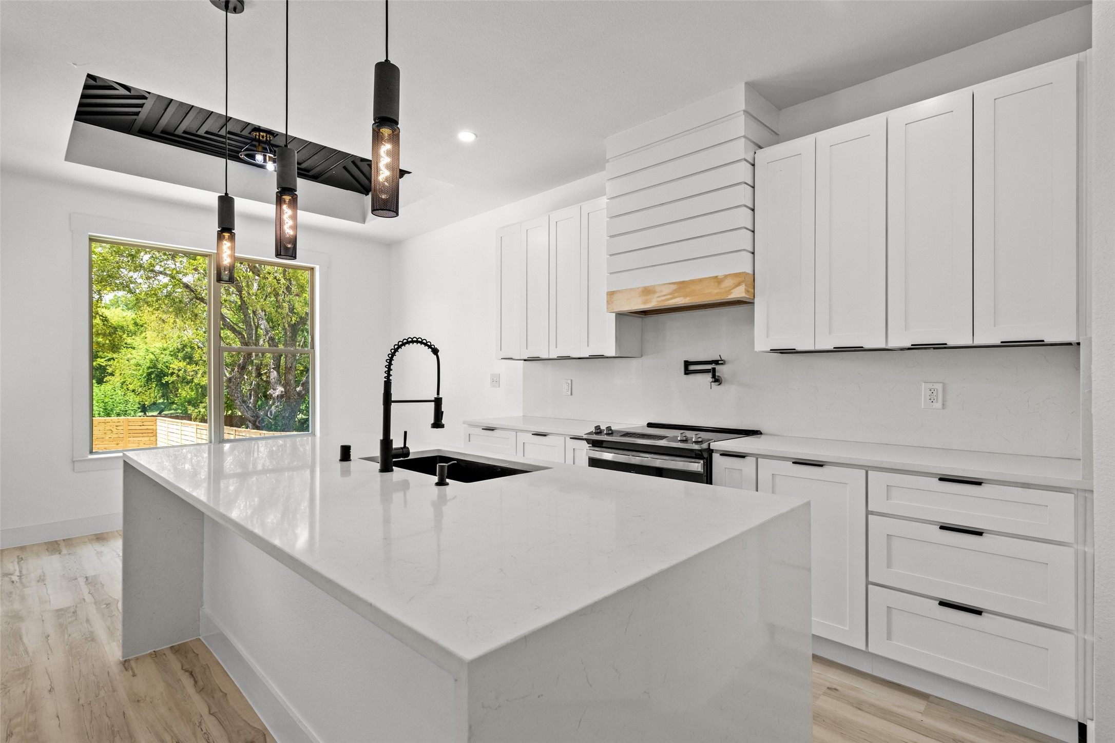 1017 Cedarcrest Drive