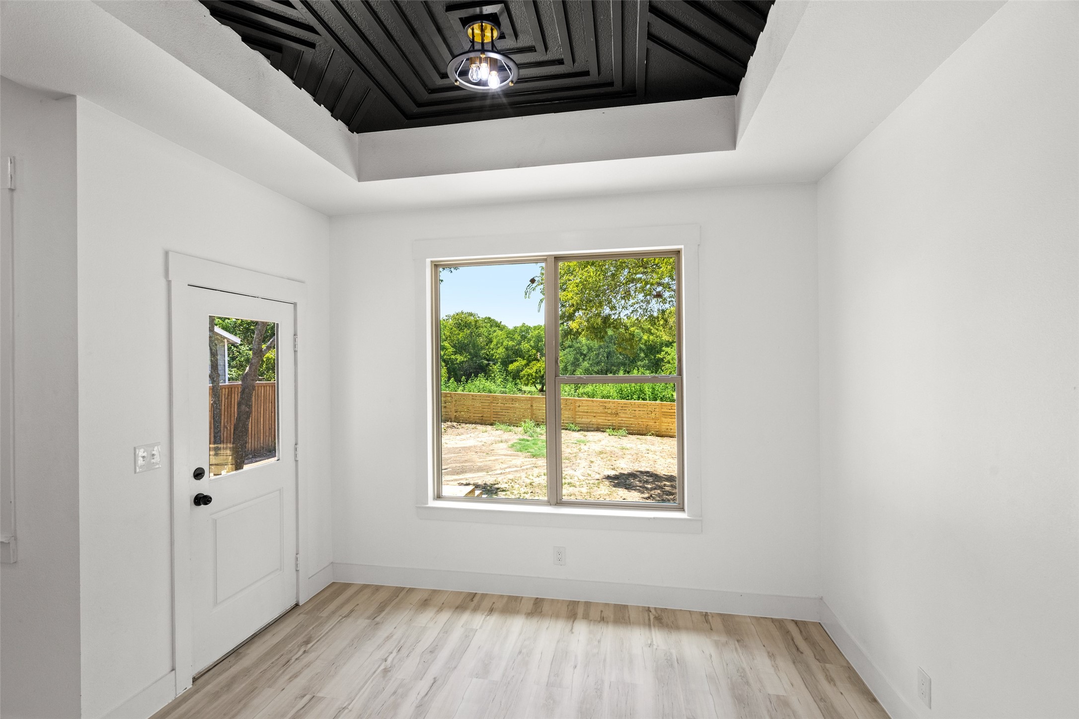 1017 Cedarcrest Drive