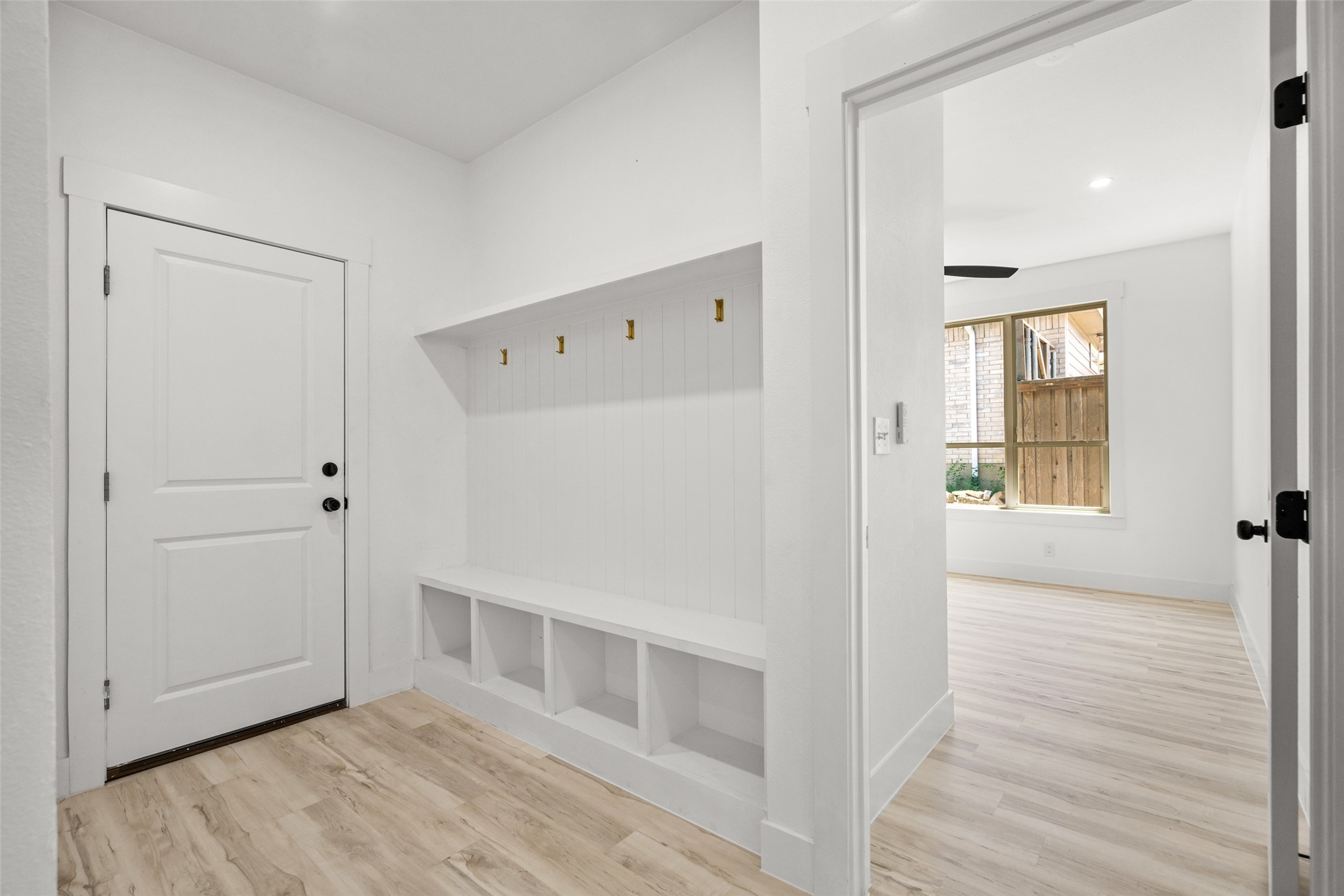 1017 Cedarcrest Drive