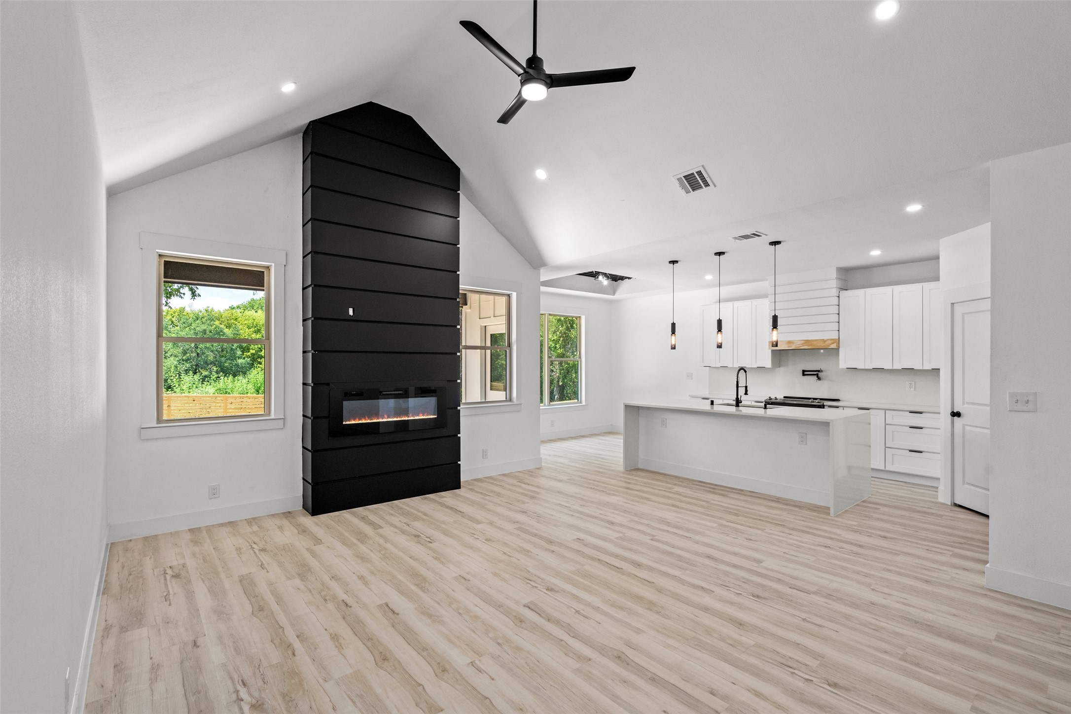 1017 Cedarcrest Drive