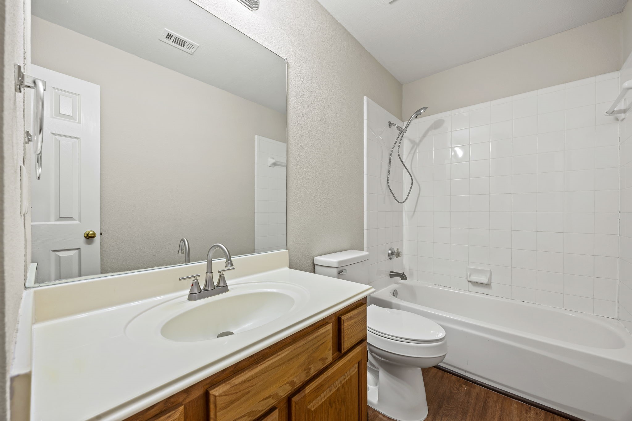 553 Valley View Drive