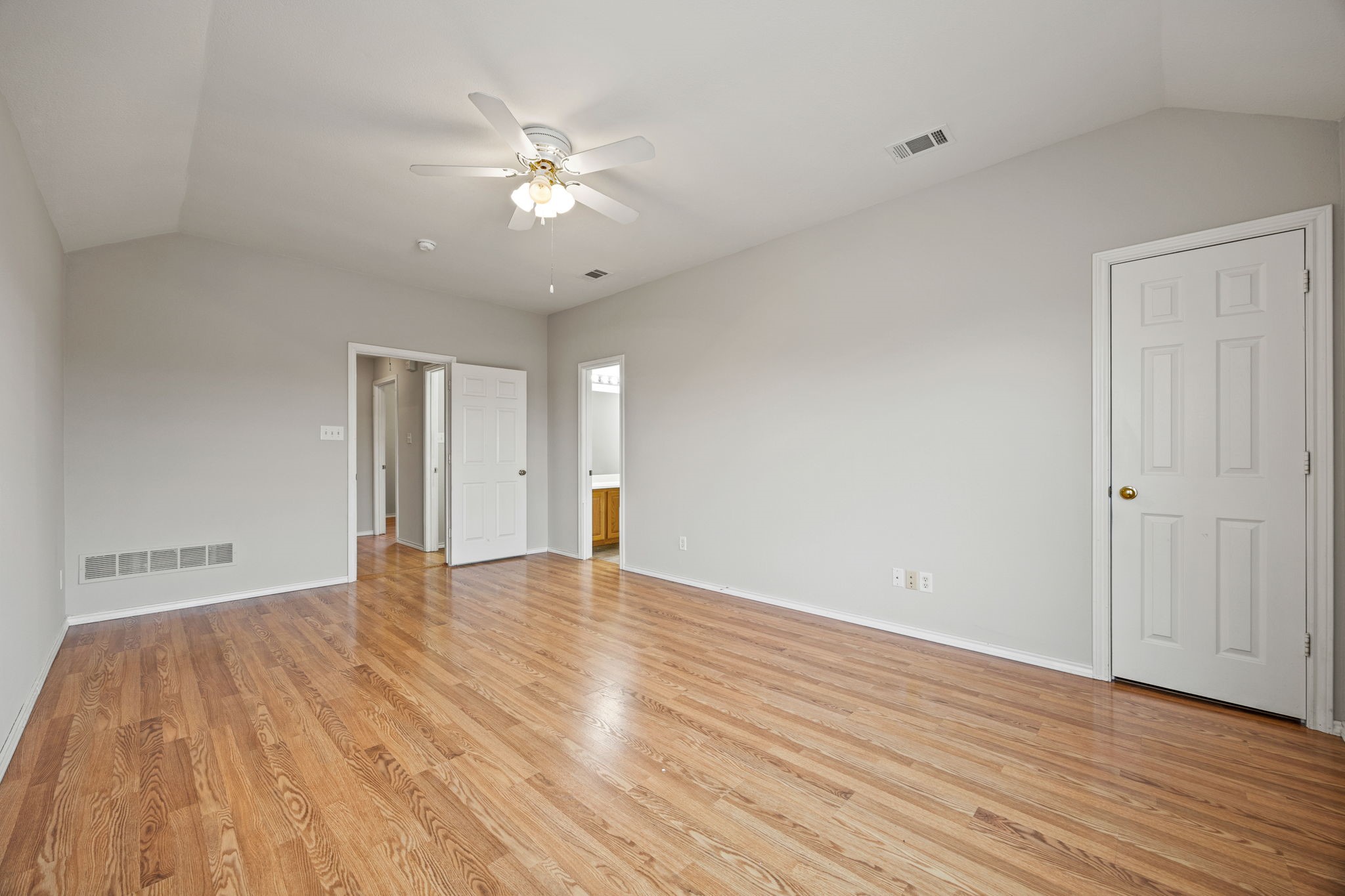 553 Valley View Drive