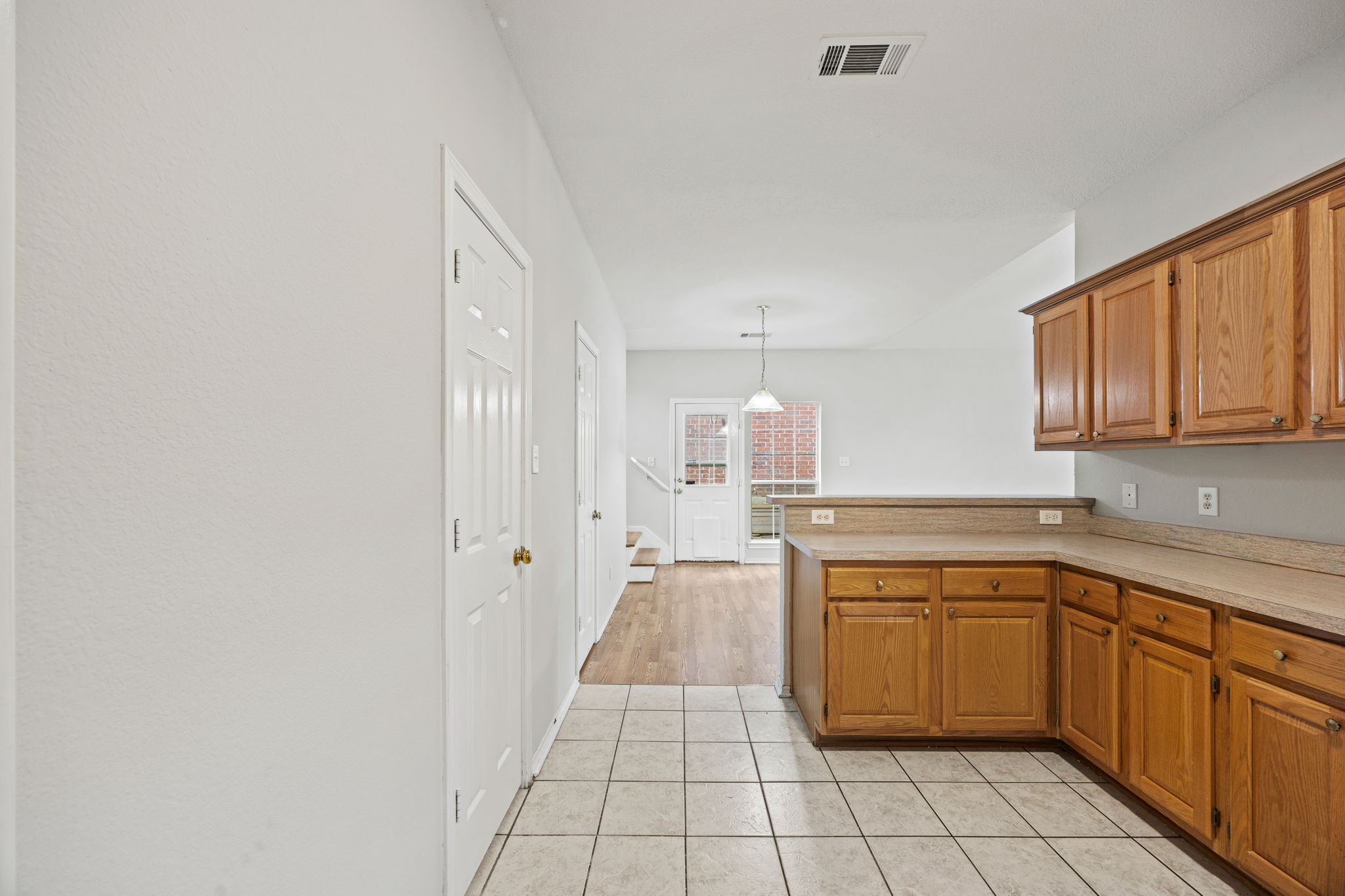 553 Valley View Drive