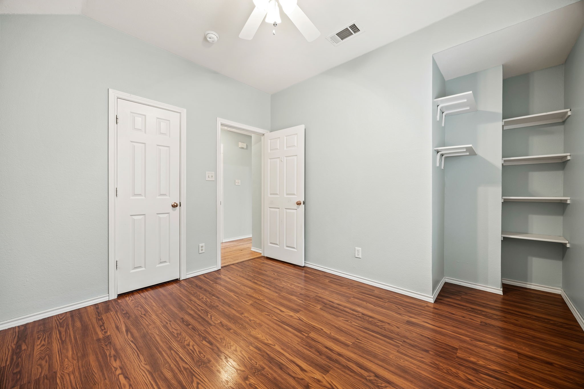 553 Valley View Drive