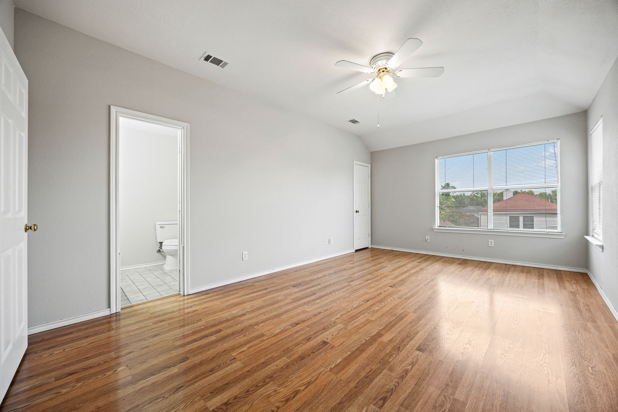 553 Valley View Drive