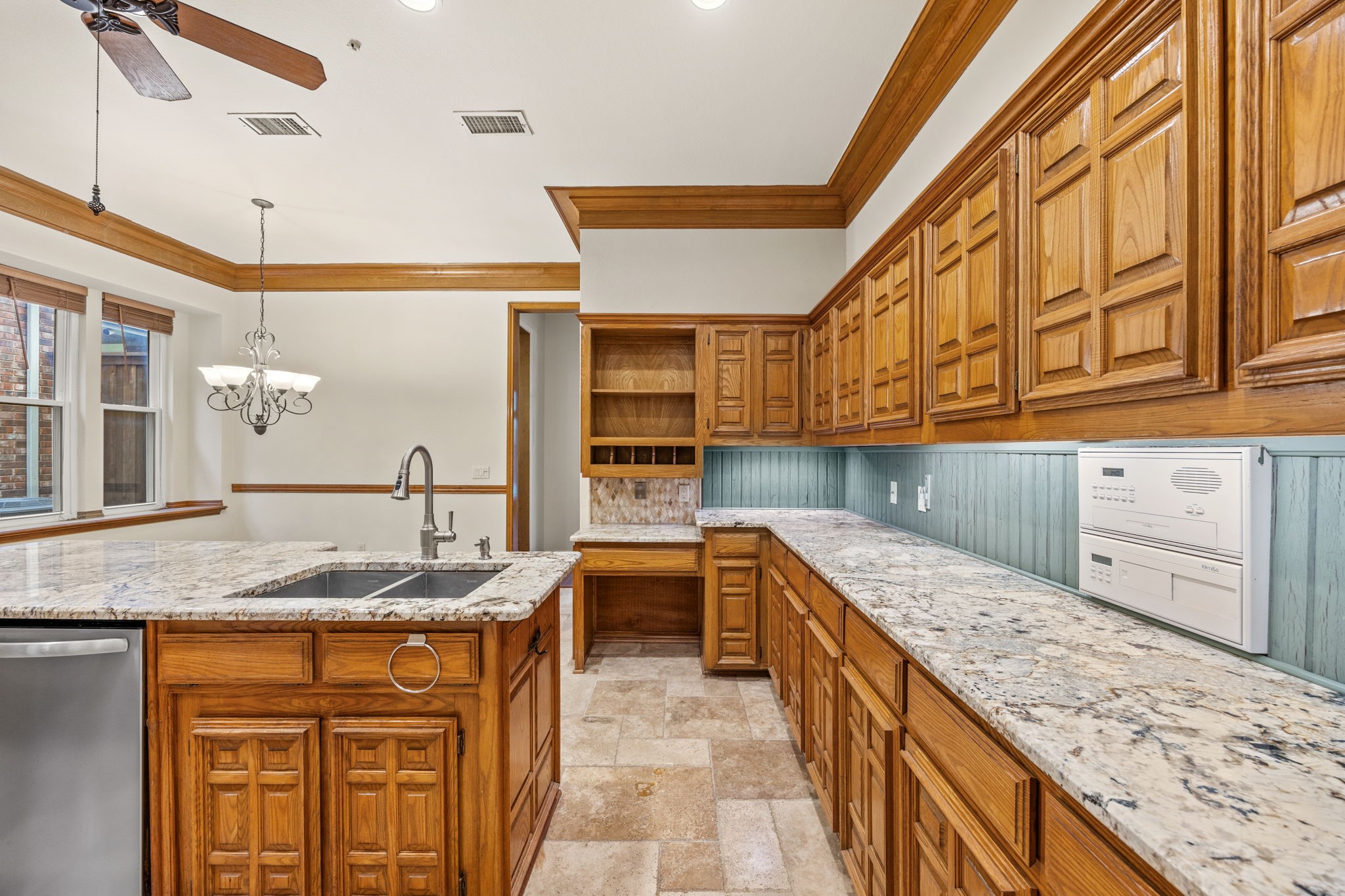 801 Spring Canyon Drive