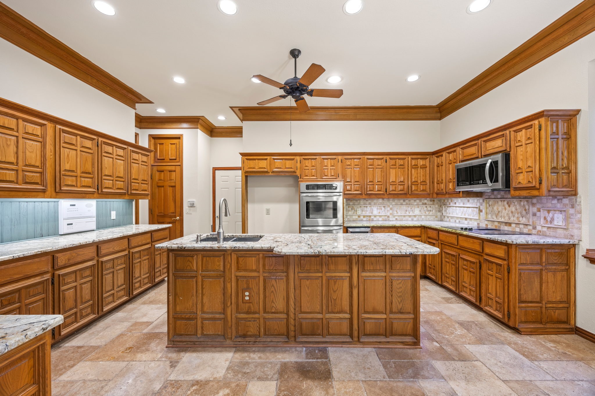 801 Spring Canyon Drive